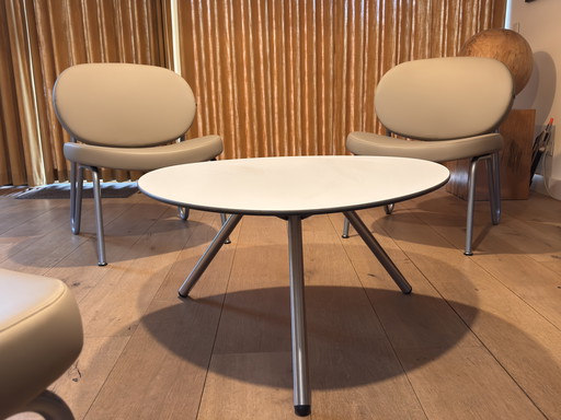 Ensemble luxueux de 4 chaises Sitland et table