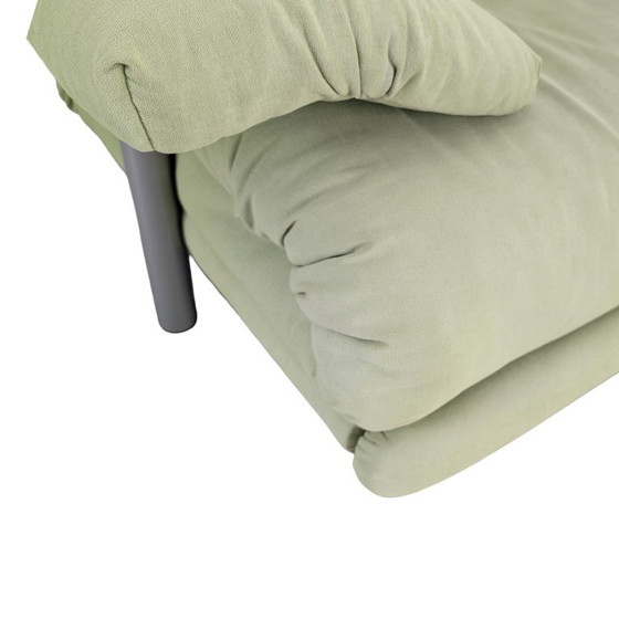 Ligne Roset Multy slaapbank in suèdegroen met armleuningen – 2 zitsbanken, Textile (photo 10 of 10)