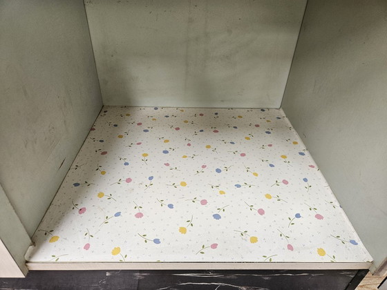 Image 1 of Formica keukenbuffet met marmereffect uit 1970