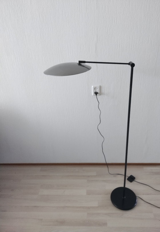 Image 1 of Queens Gallery Utrecht – Design-Stehlampe – 1980er Jahre