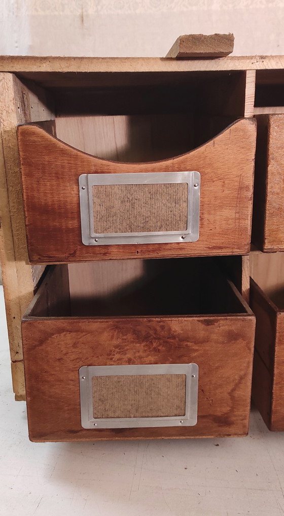 Image 1 of Armario de taller de madera maciza - mediados del siglo XX