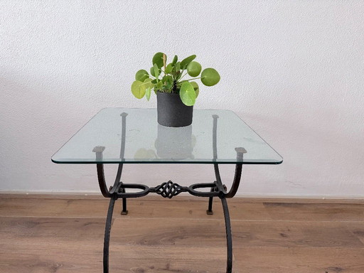 Mesa auxiliar vintage de hierro forjado hecha a mano