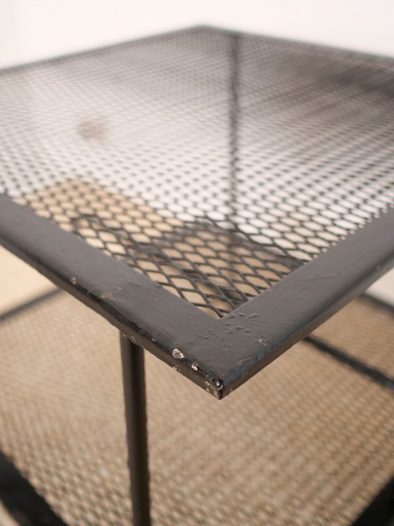 Image 1 of tavolino laterale vintage in metallo perforato