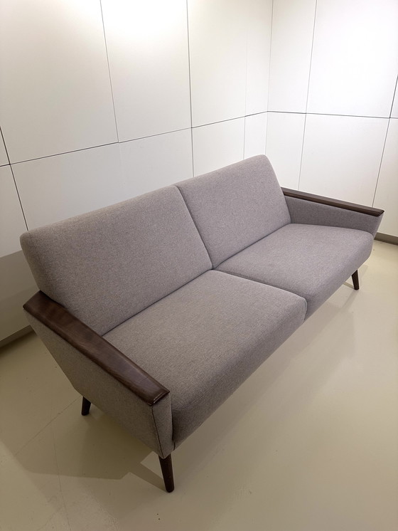 Image 1 of DESIGNERS GUILD "Wedge" degli anni '60 ha ispirato 3 banche