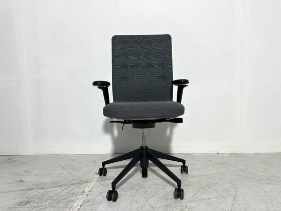 Vitra ID Trim Office Chair - Antonio Citterio - Ergonomic - New condition – Metal, Plastic (photo 8 of 9)