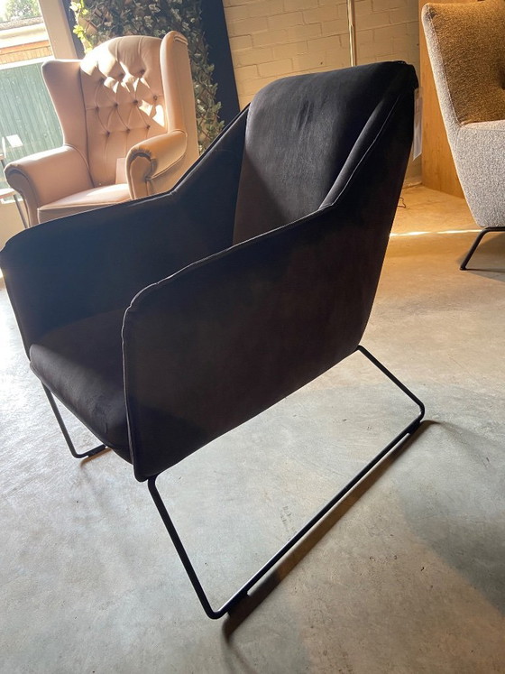 Image 1 of Yuni Armchair