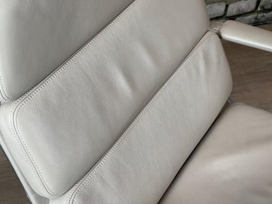 Vitra EA222 Soft Pad – Armchairs, Leather (photo 10 of 15)