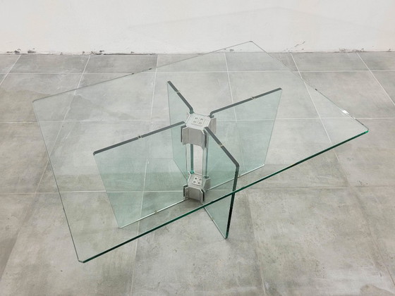 Image 1 of Vintage glazen salontafel toegeschreven aan Peter Ghyczy, 1970