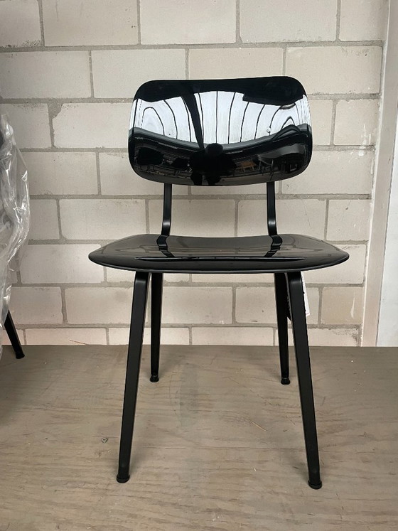 Ahrend Revolt Stuhl Hochglanz Schwarz Neu (Lagerbestand: 20+) – Esszimmerstühle, Metal, Plastic (photo 2 of 10)