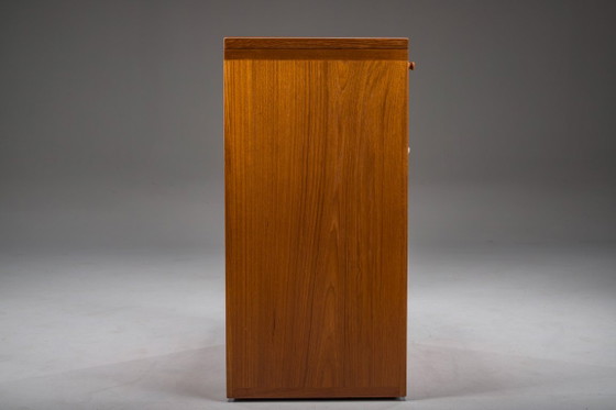 Vintage Teak Bar Cabinet by Reno Wahl Iversen for Dyrlund, Denmark, 1960s – Bar carts, Wood (photo 19 of 24)
