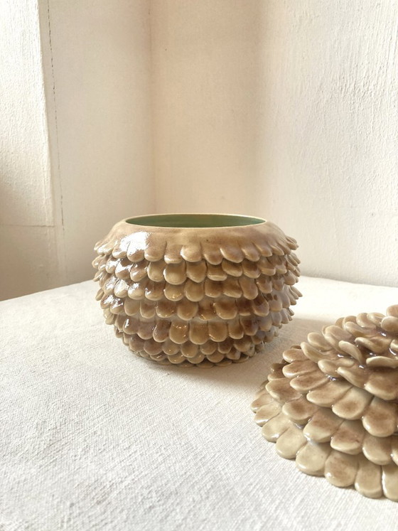 “Pine cone” box ByManet, hand-modeled artist's ceramic, Decorative Objects, Beige, Hedendaags (photo 3 of 15)