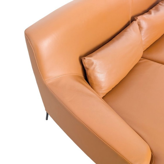 Image 1 of Tacchini Montevideo Tweezitsbank, designbank, bruin leer