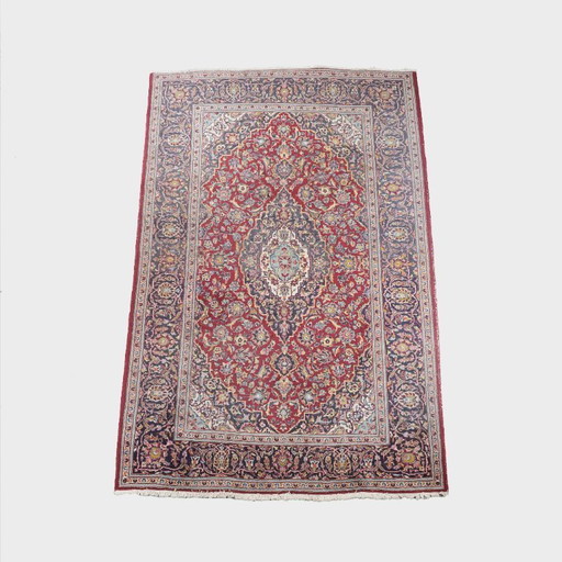 Tappeto orientale grande e colorato con bellissimi motivi e colori stupendi 303x200cm