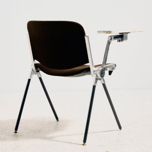 MK11928 DSC106 Stoel van Giancarlo Piretti voor Anonima Castelli – kuipstoelen, Metal (photo 2 of 21)