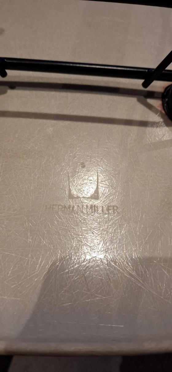 Image 1 of sedia a dondolo Herman Miller