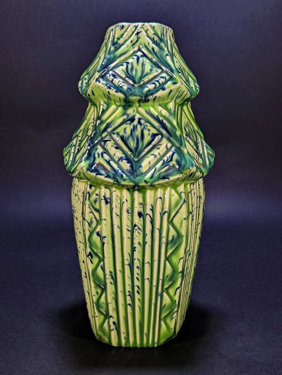 Vase ancien en majolique française, pagode et bambous, circa 1900. – Fives Lille/De Bruyne, Ceramic (photo 4 of 10)