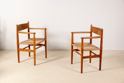 2 sillas de comedor Hans J. Wegner CH37 en roble aceitado, década de 1970. – Carl Hansen & Søn, eetkamerstoelen, Wood