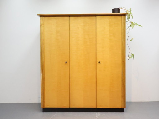 Armadio vintage a 3 ante, giallo/nero, anni '70.