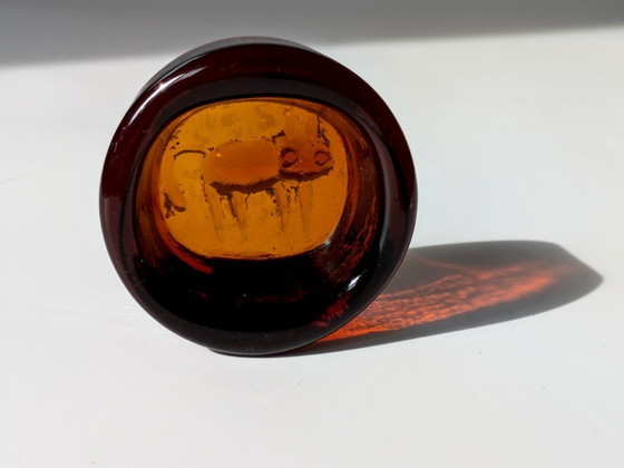 Image 1 of Erik Hoglund Kosta Plato de Cristal | Decoración Gato Ámbar | Midcentury Escandinavo