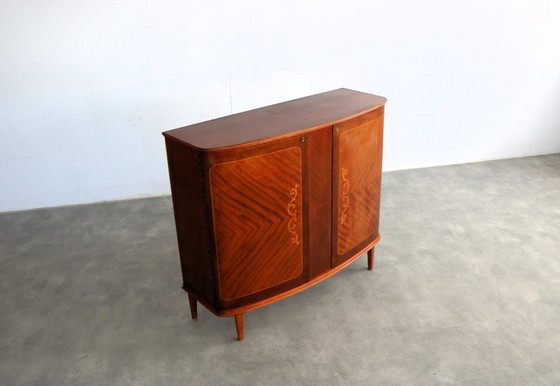 Image 1 of vintage wandkast | kledingkast | Bjästa | Zweeds