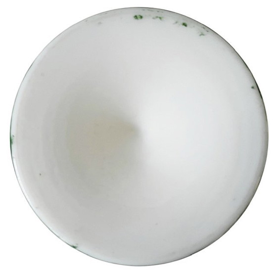 Image 1 of Antike viktorianische Opalinvase, handbemalt mit grünen Blumen, 1900er Jahre