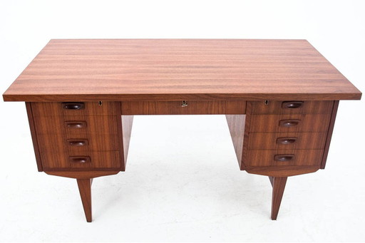 Bureau danois en teck, années 1960.