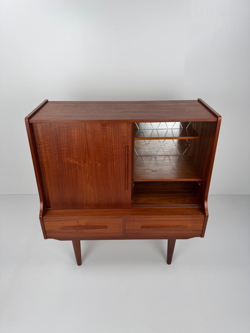 Meuble bar Royal Board Sweden – Élégance scandinave en teck