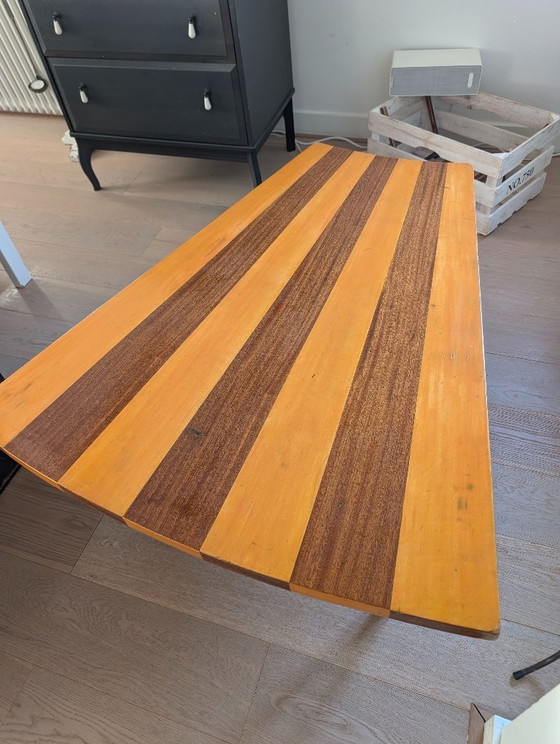 Image 1 of Splendido tavolino da caffè di metà secolo, realizzato a mano.