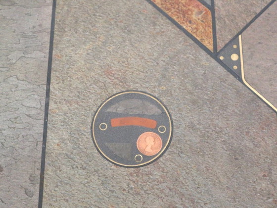 Image 1 of Vintage Brutalist salontafel van Fedam uit de jaren ’80