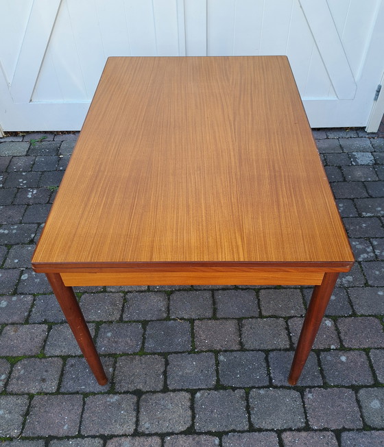 Image 1 of Table à manger design danois XL