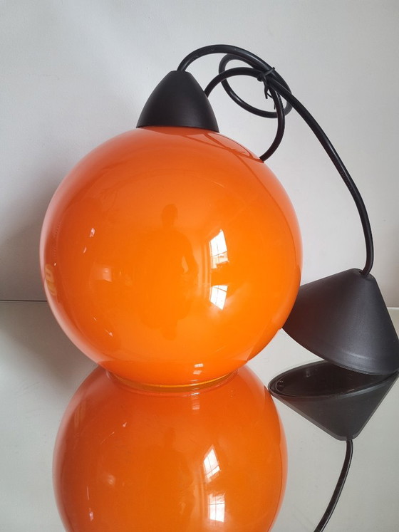 Lampada a Sospensione Vintage in Vetro Opalino Arancione, Presumibilmente Anni '80 – Lampade a sospensione (photo 3 of 8)