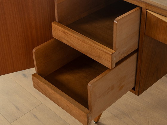 Image 1 of Bureau indépendant des années 1950