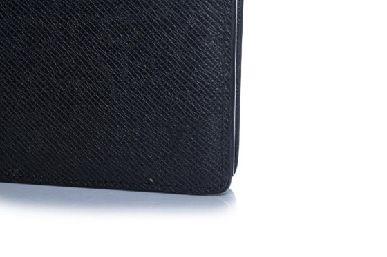 Image 1 of Louis Vuitton, schwarze Geldbörse aus genarbtem Leder mit LV-Logo
