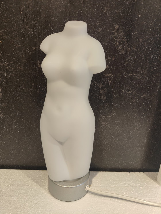 Image 1 of James & Poki Co gematteerd glazen torso tafellamp, 1990