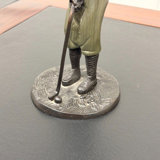 Antike Bronze-Statue Golfer Grün – Bildhauerei (photo 5 of 5)