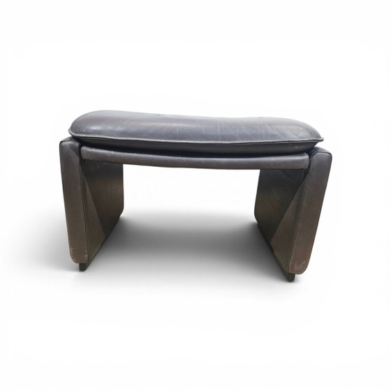 Pouf in pelle svizzero vintage di de Sede, anni '70 – Leather (photo 3 of 14)