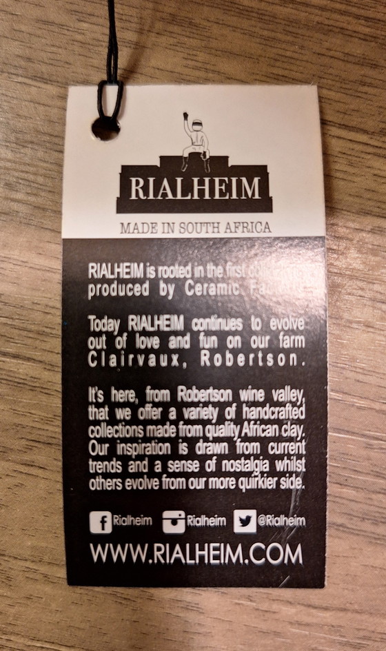 Image 1 of Bellissimo teschio di ariete in ceramica