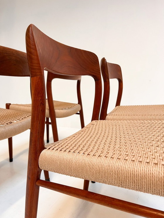 Image 1 of Gereviseerde set van 4 model 75 stoelen van Niels Møller, 1960's