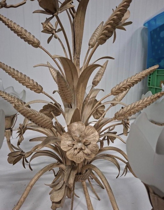 Image 1 of Lampadario Hollywood Regency Coco Chanel, fascio di grano