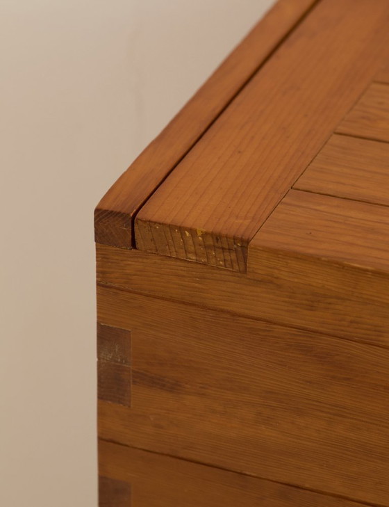 Image 1 of Grande baule Savoie della collezione Regain in pino massello, vintage, circa 1975