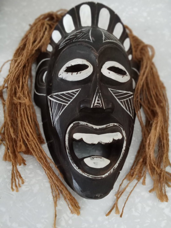 Image 1 of Maschera murale indigena dell'Africa