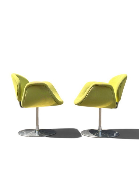 Pair Of Authentic Pierre Paulin "Little Tulip" Chairs For Artifort - Vibrant Green – Dining chairs, Textile (photo 4 of 13)