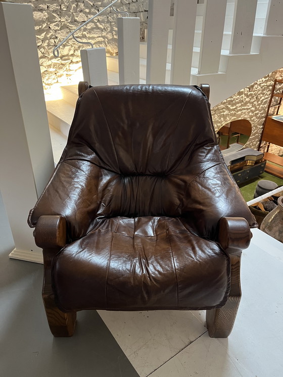 Image 1 of Conjunto de sofá y 2 sillones de los años 60 en madera y cuero