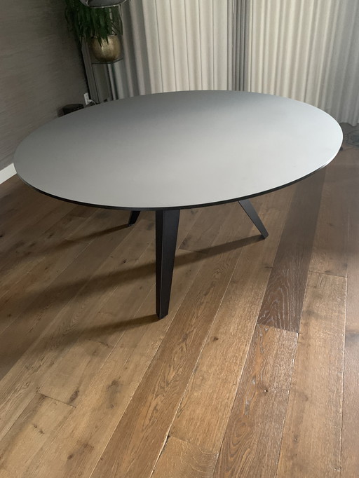 Odesi Table Phoenix avec 3 pieds en acier