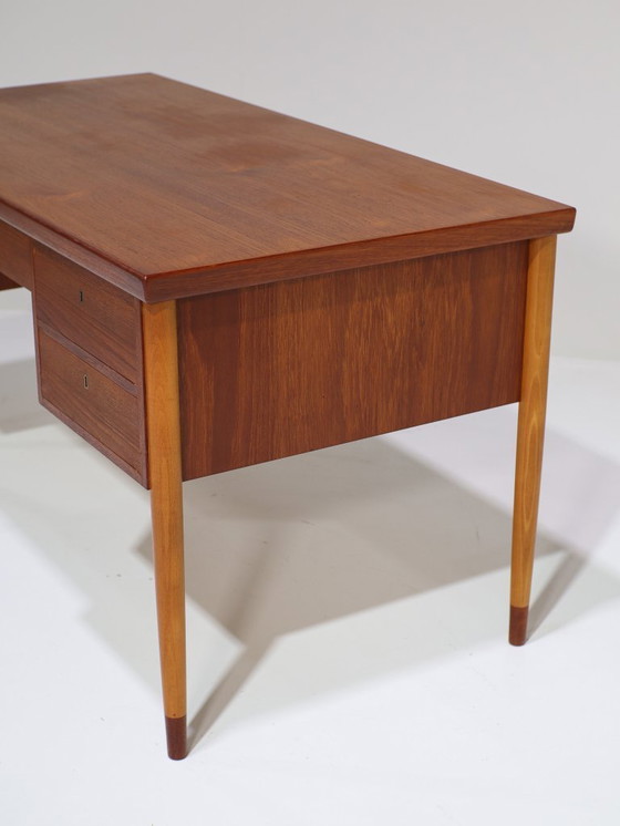 Image 1 of Vrijstaand bureau Deens teak vintage 1960s
