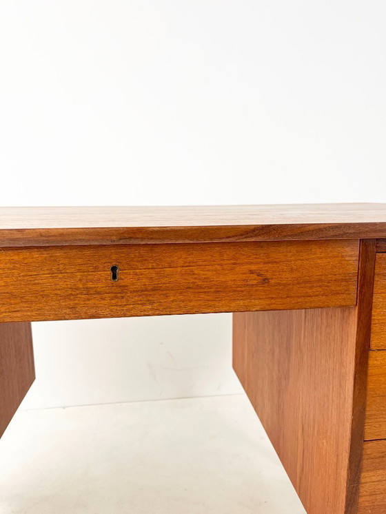 Image 1 of Scrivania vintage scandinava