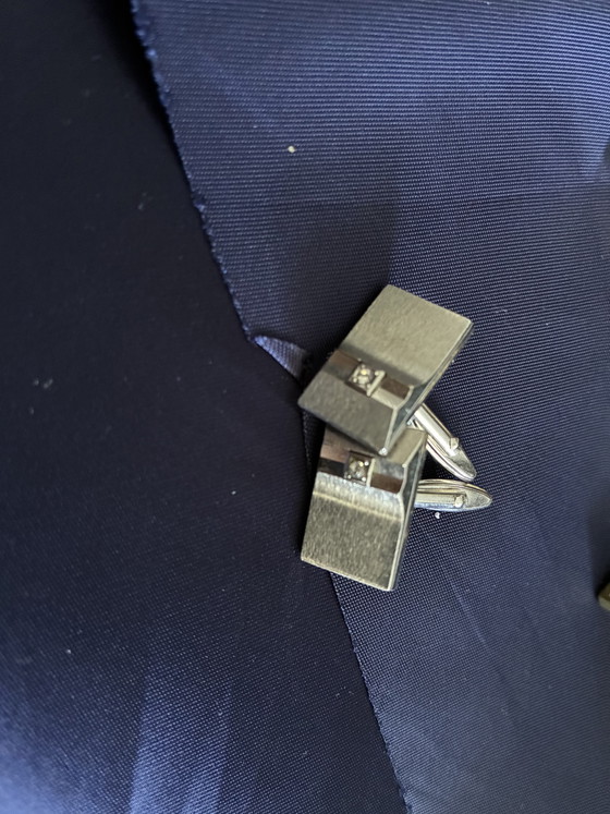 Image 1 of Lot de quatre boutons de manchette