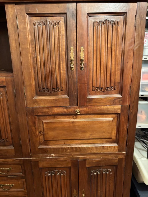 Image 1 of Valentí Garderobe