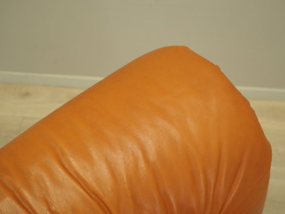 Image 1 of Fauteuil rouge, Design italien, 1970, Production : Italie