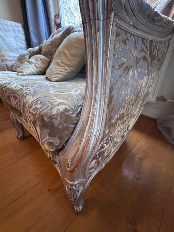 Image 1 of Canapé 3 places baroque vintage - en super état !